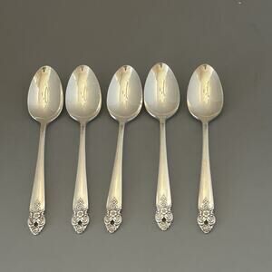 Oneida DISTINCTION Tea Spoons Prestige Silver Plate Flatware Vintage Set of 5